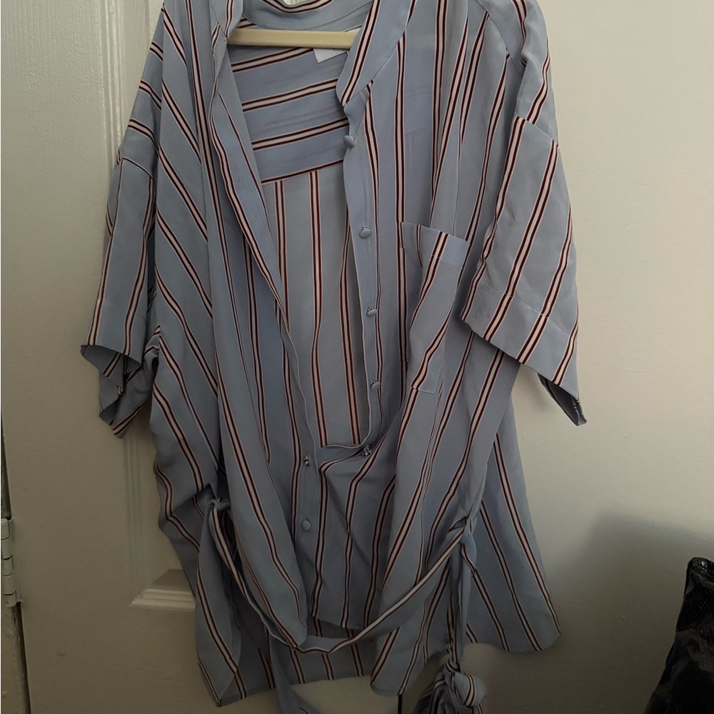 Frame button tie blue red white striped top